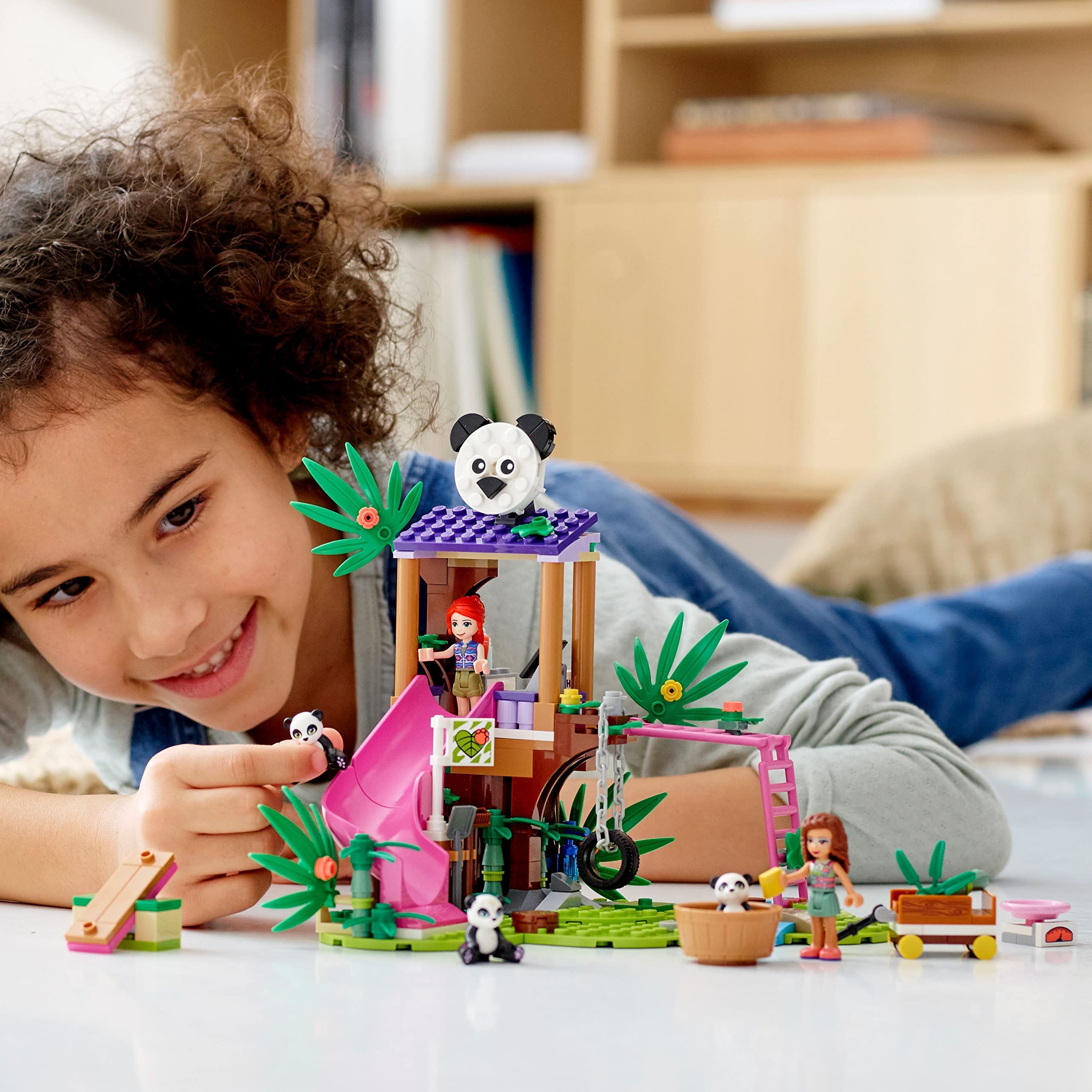 Lego Friends 41422 Casa del árbol del panda - Imagen 3